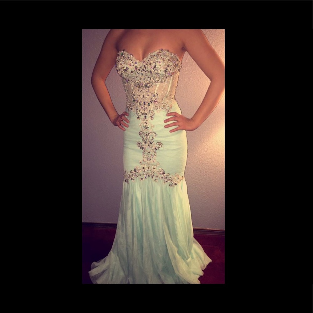 Amazing mint dress